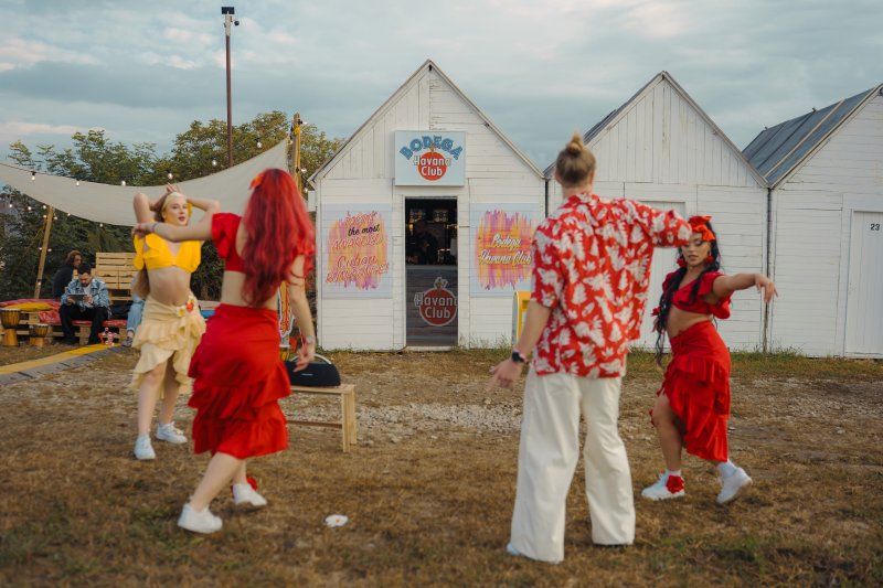 Rhythm, Colour and Tropical Experiences: Highlight Group and Pernod Ricard Romania Brought Bodega Havana Club to Electric Castle